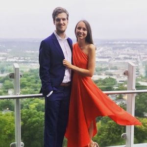 Meet your Posher, Adrian